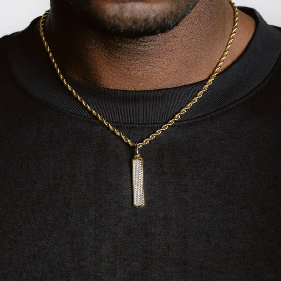 Slim Dog Tag Pendant 18k Gold