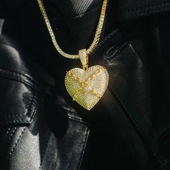 Locked Heart Pendant 18k Gold