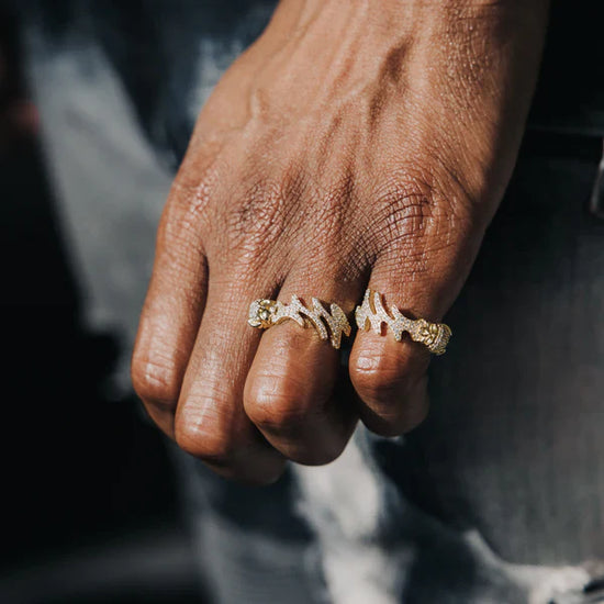 Tornado Skull Ring 18k Gold