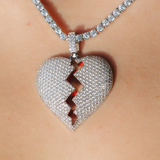 Mini Broken Heart Pendant White Gold